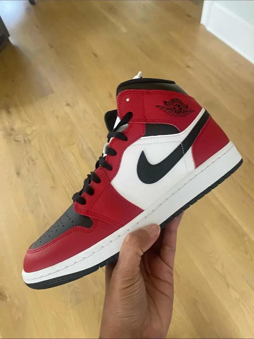 Jordan complete basketball white